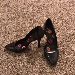 Juicy Couture pumps